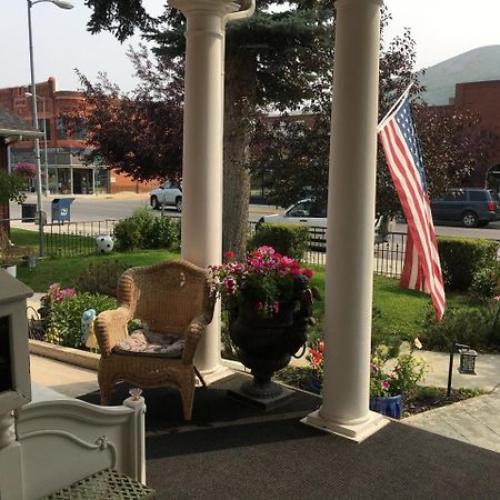Hickory House Inn أناكوندا المظهر الخارجي الصورة